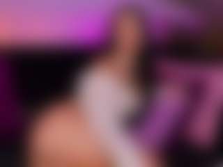 Live cam show with Cassy - Big Tits on Camsoda