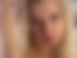 Naomi-Demio's Live Sex Cam Show