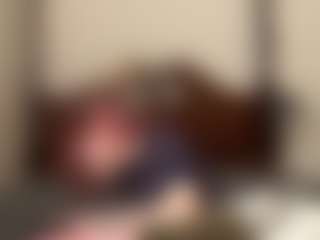Live cam show with Ixel - Smoke on Camsoda