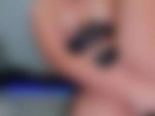 Live cam show with BarbaraSlim - Fuck Machine on TastyBlacksLive