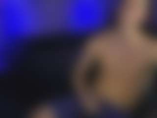 Live cam show with BradleyMaloney - Brown Eyes on Camsoda
