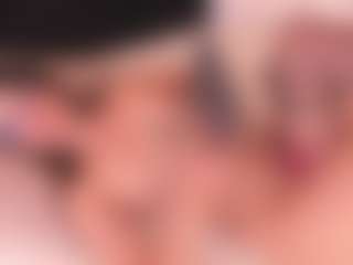 Live cam show with crystalrosee1 - Blonde Hair on makecum.org