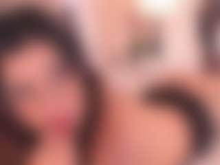 Live cam show with crystalrosee1 - Nipple Piercings on sexytreat.net