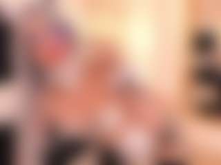Live cam show with crystalrosee1 - Fingering on slutload