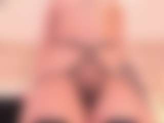 Live cam show with crystalrosee1 - Latina on hrnylive.com | colombia
