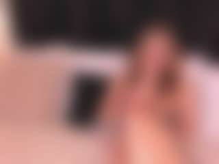 crystalrosee1's Live Sex Cam Show