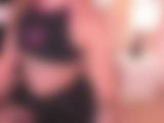 crystalrosee1's Live Sex Cam Show
