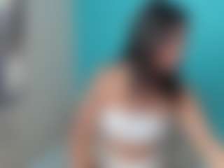 Emily22Swan's Live Sex Cam Show