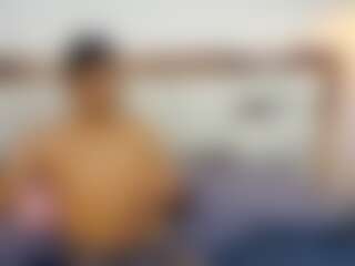 Ian-Alexandra's Live Sex Cam Show