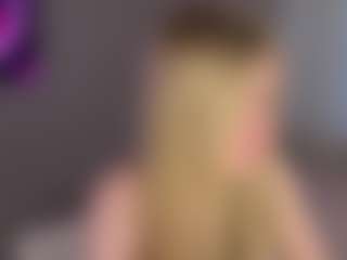 Live cam show with KaraTacke - Mature on Mixed Magazine Live