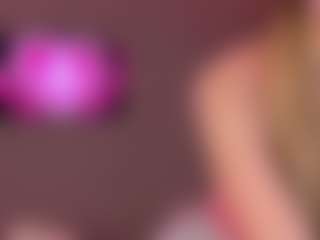 Live cam show with KaraTacke - Middle Aged on sexylive.show