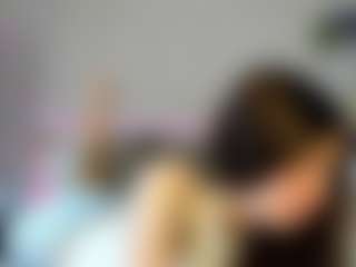 Live cam show with Lira - Horny on sexylivex.com