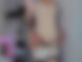 Live cam show with Lira - Brown Hair on liverealitysex.com
