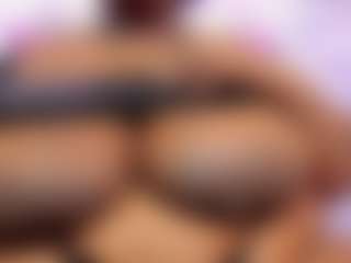 Live cam show with Renatafoxter1 - Body Massage on StripNow
