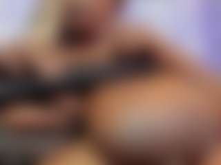 Live cam show with Renatafoxter1 - Ebony MILF on Uber Horny