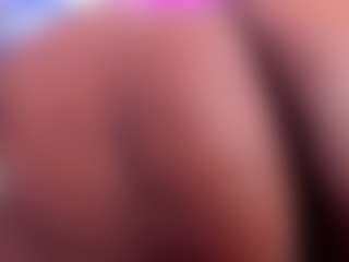 Live cam show with Renatafoxter1 - Ebony on Camsoda | colombia