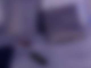 Live cam show with ZaraVesari - Middle Aged on xDating