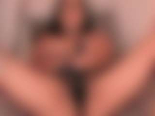 Live cam show with ZaraVesari - Small Tits Mature on thefappeningchat.com