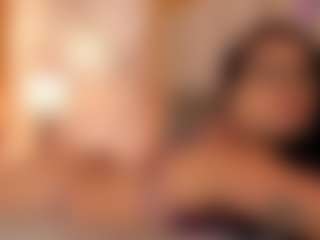 Live cam show with ZaraVesari - Mature on StripNow