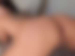 ZaraVesari's Live Sex Cam Show