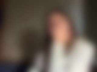 Live cam show with Mia - Ass Clapping on camwithhim.com