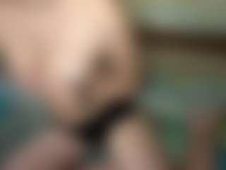 Mia's Live Sex Cam Show