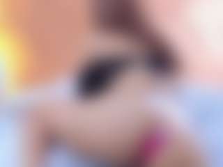 Live cam show with Alexa - Average on Camsoda