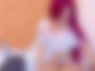 Live cam show with Alexa - Blonde Hair Petite on Camsoda