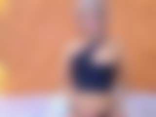Live cam show with Alexa - Solo on Camsoda