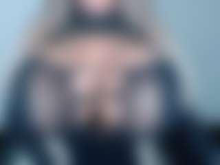 andreablackcock's Live Sex Cam Show