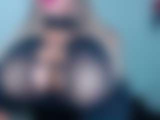andreablackcock's Live Sex Cam Show