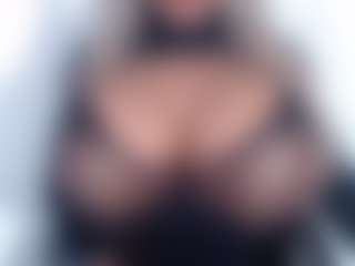 andreablackcock's Live Sex Cam Show