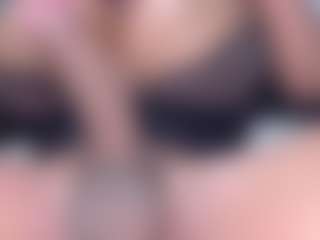 andreablackcock's Live Sex Cam Show