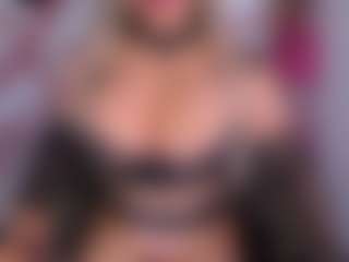 emmabigcock's Live Sex Cam Show