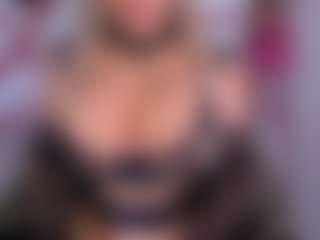 emmabigcock's Live Sex Cam Show