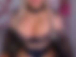 emmabigcock's Live Sex Cam Show