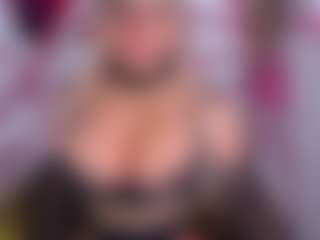 emmabigcock's Live Sex Cam Show