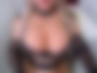 emmabigcock's Live Sex Cam Show