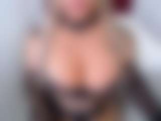 emmabigcock's Live Sex Cam Show