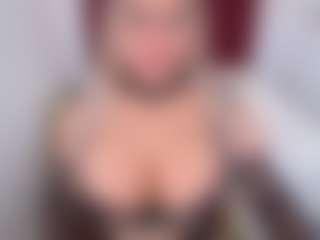 emmabigcock's Live Sex Cam Show