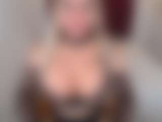 emmabigcock's Live Sex Cam Show
