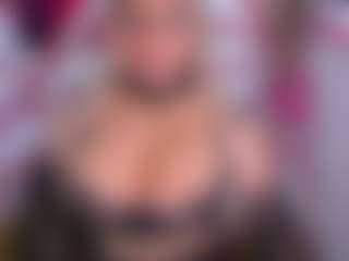 Live cam show with emmabigcock - Drinking on Dolls Live