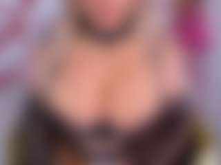emmabigcock's Live Sex Cam Show