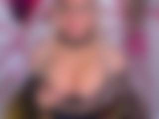 emmabigcock's Live Sex Cam Show