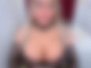 emmabigcock's Live Sex Cam Show