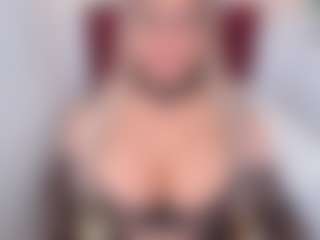 emmabigcock's Live Sex Cam Show