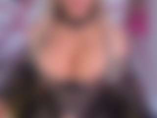 Live cam show with emmabigcock - Drinking on Latina Girls
