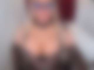 Live cam show with emmabigcock - Orgasm on Latina Girls