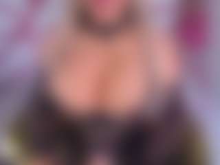 emmabigcock's Live Sex Cam Show