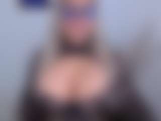 emmabigcock's Live Sex Cam Show